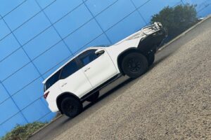 10Custom